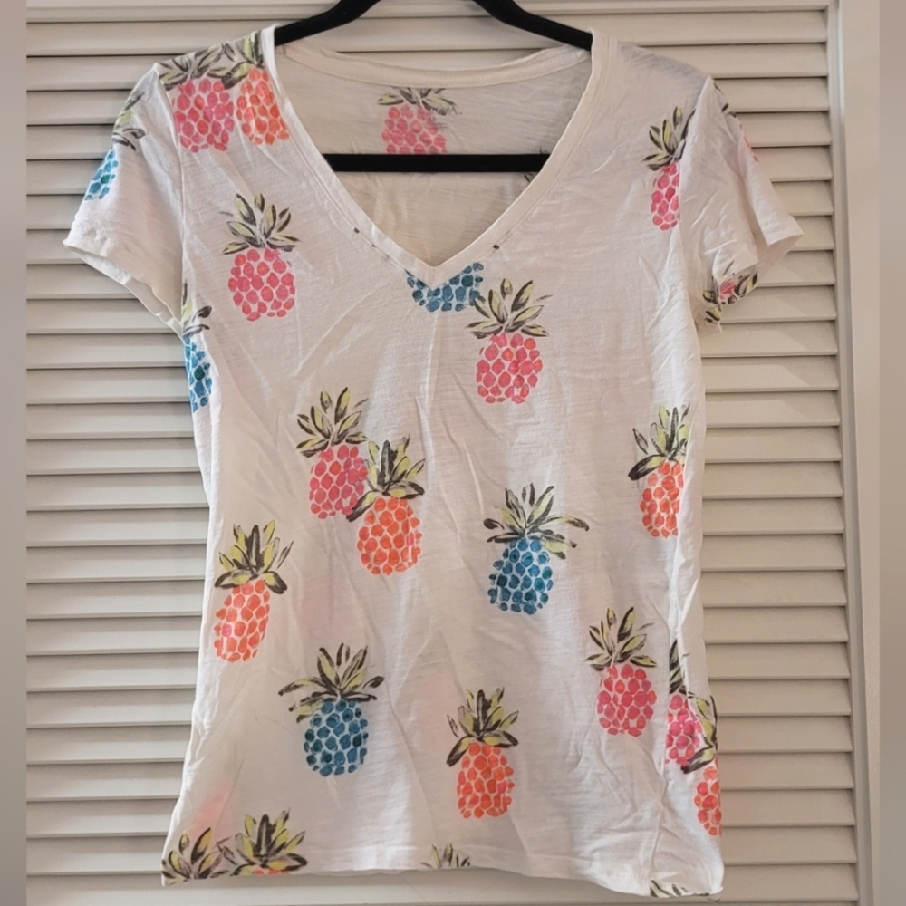 Merona- Tropical Pineapple 100% Cotton V-Neck Short-Sleeve Top